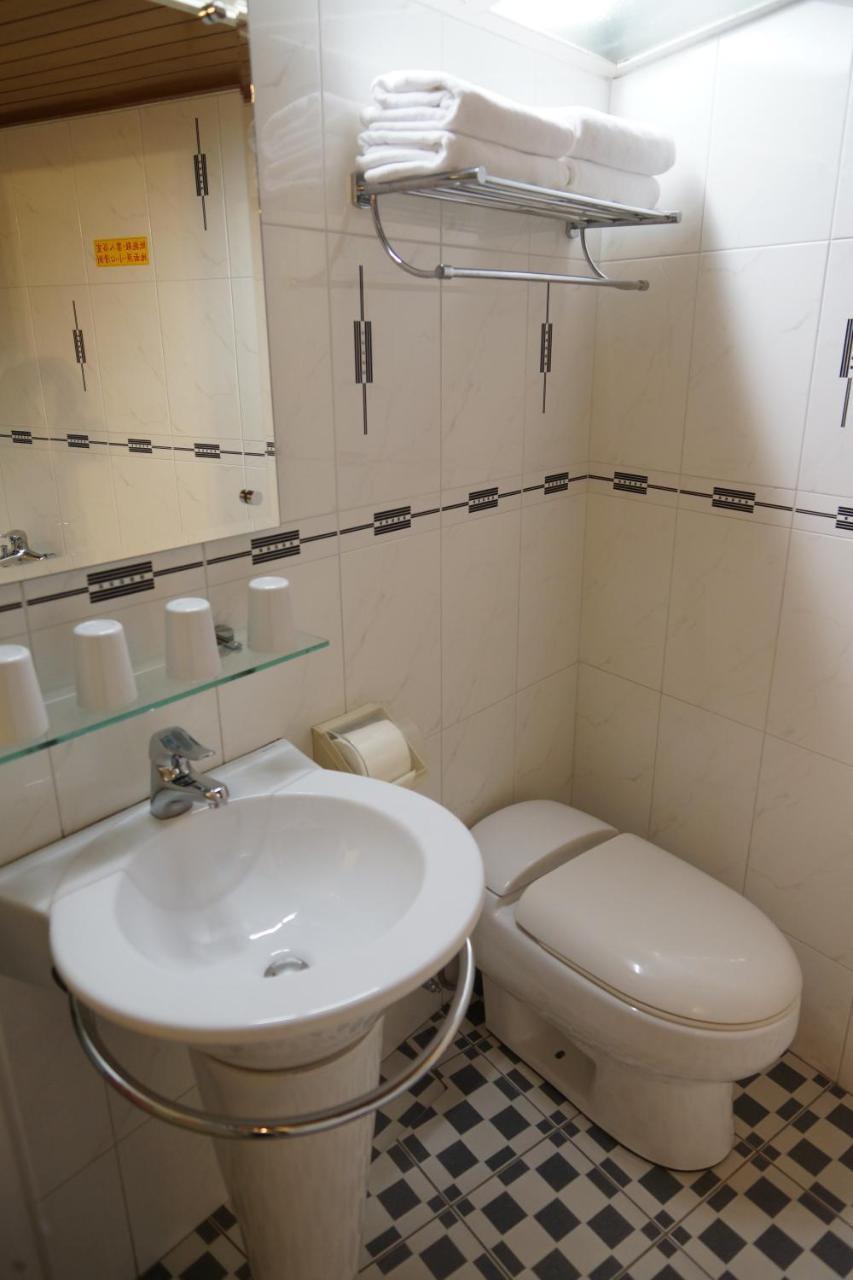 Ying Dai Hotel Tainan Exterior foto
